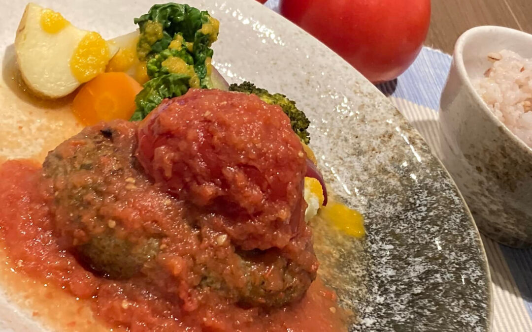 トマトの、トマトによる、トマトの為のハンバーグ的な話し^_^